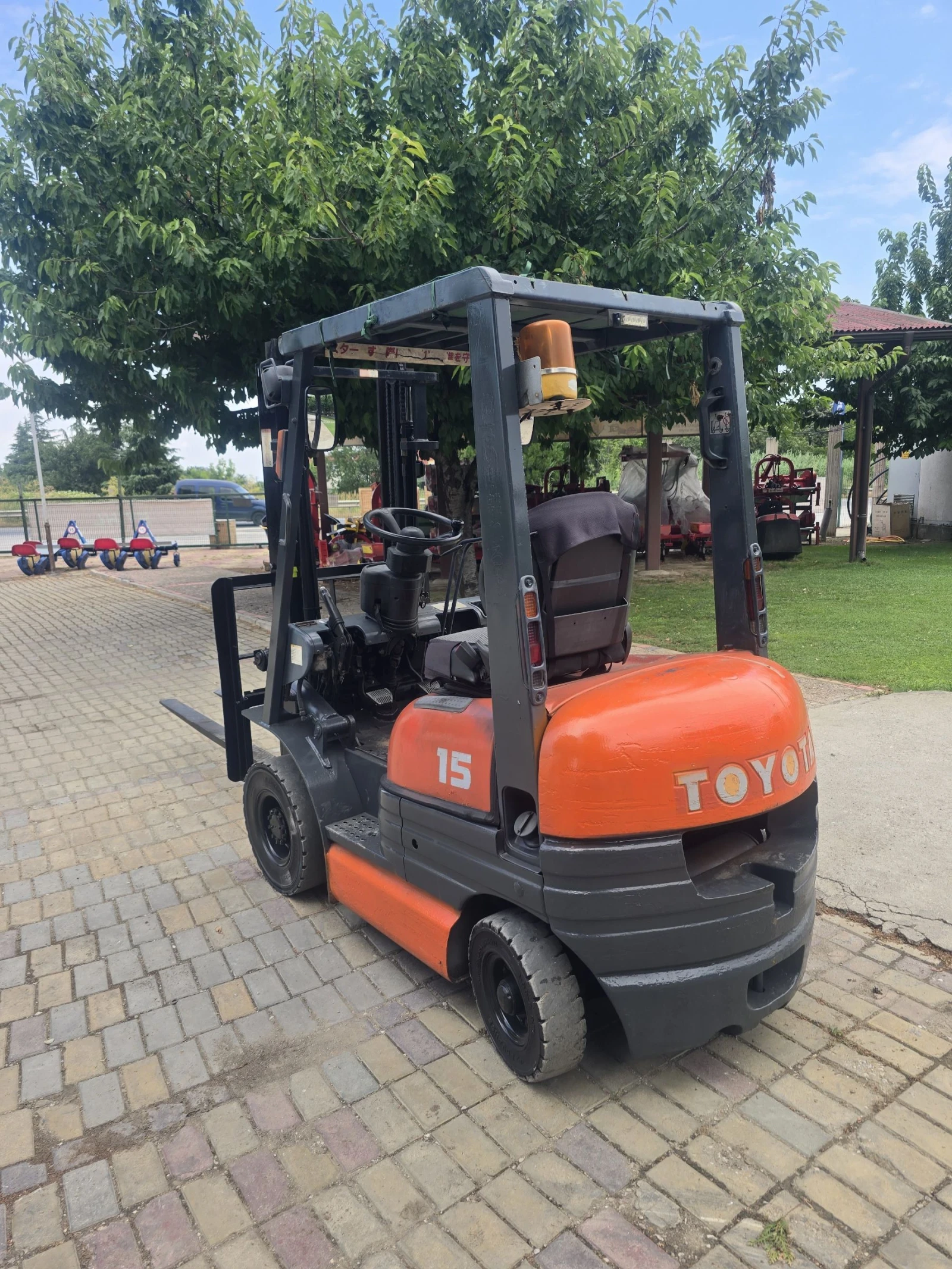 Мотокар Toyota Бензинов, вдига 1.5 тон, снимка 4 - Индустриална техника - 55133730