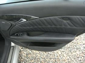 Mercedes-Benz E 320 CDI AIRMATIC, снимка 9