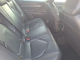 Toyota Camry 2.5 Hybrid, снимка 6