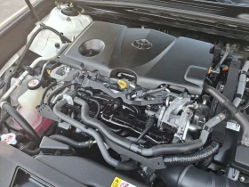 Toyota Camry 2.5 Hybrid, снимка 11