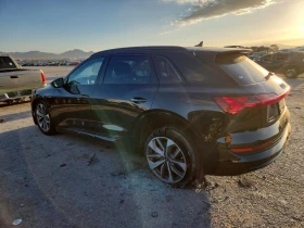 Audi E-Tron Premium Plus, снимка 2