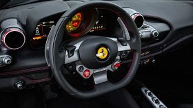 Ferrari F8 Tributo, снимка 8