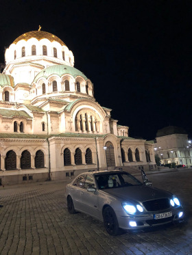 Mercedes-Benz E 270, снимка 3