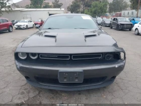 Dodge Challenger SXT