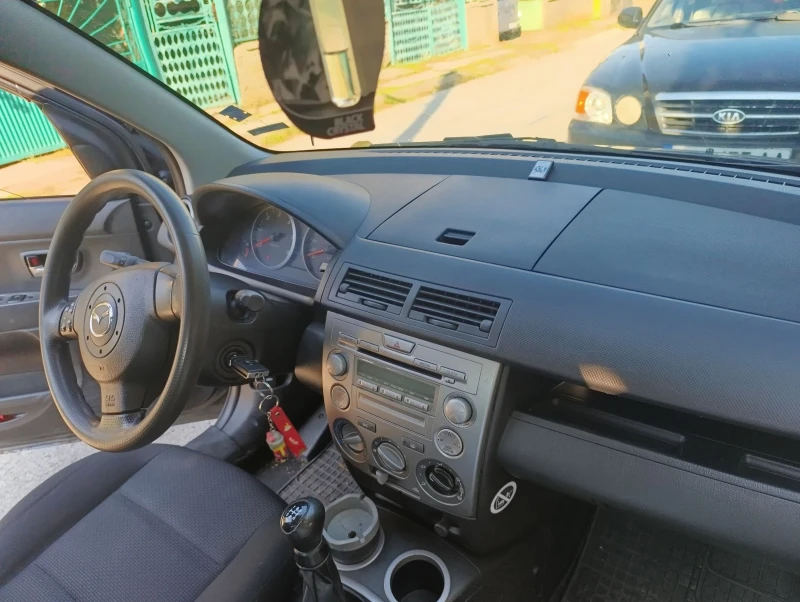 Mazda 2, снимка 6 - Автомобили и джипове - 47221506