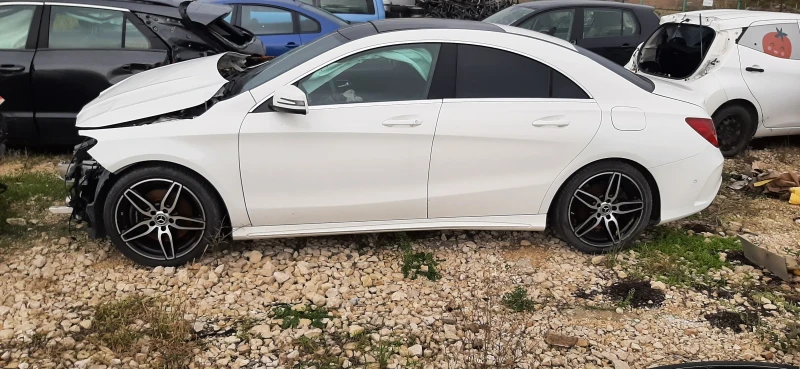 Mercedes-Benz CLA 220 220   4matic, снимка 2 - Автомобили и джипове - 47352147