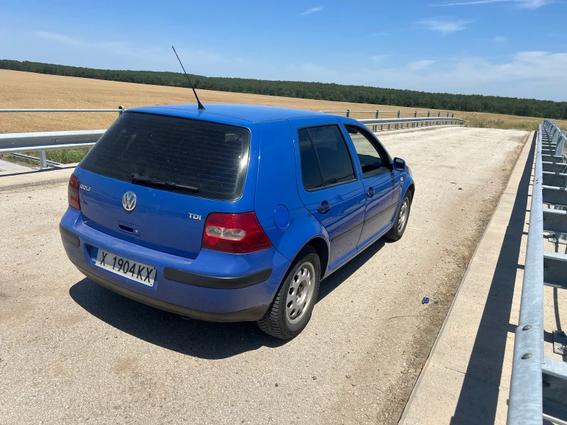 VW Golf 1.9, снимка 3 - Автомобили и джипове - 49182282