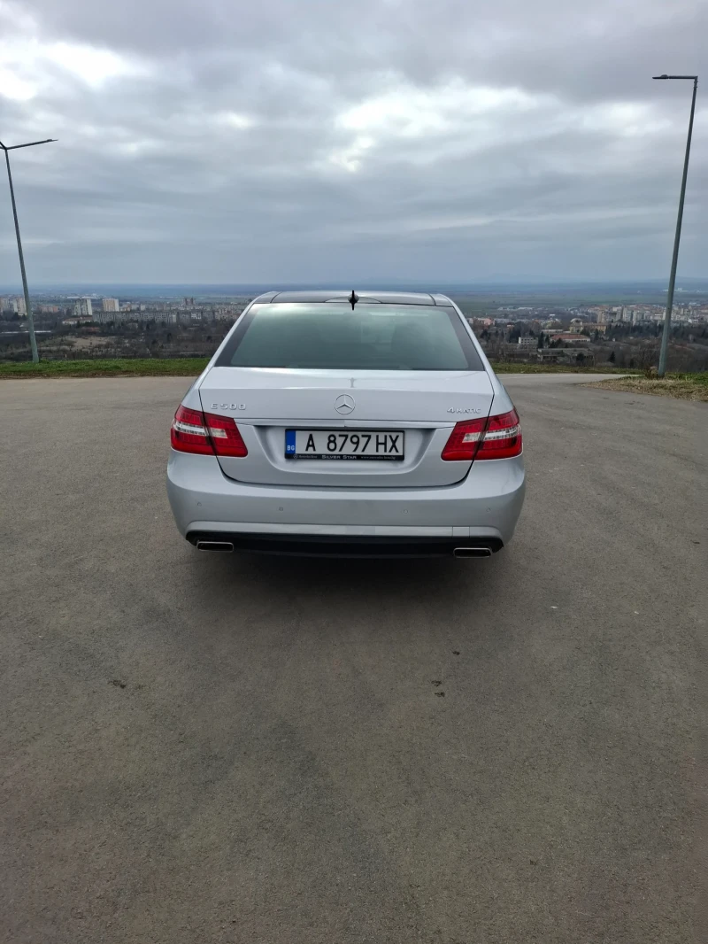 Mercedes-Benz E 500, снимка 6 - Автомобили и джипове - 49540904