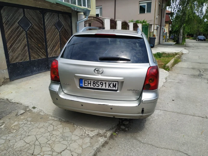 Toyota Avensis, снимка 4 - Автомобили и джипове - 52210443
