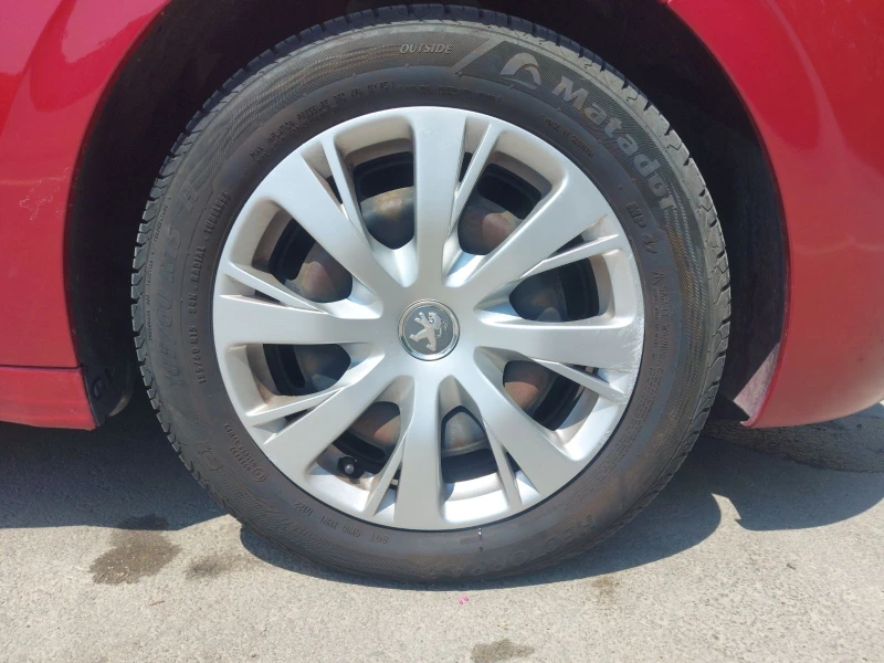 Peugeot 208, снимка 10 - Автомобили и джипове - 50821365