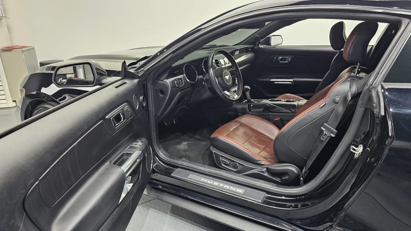 Ford Mustang 2.3L ECOBOOST autogeorge.com, снимка 10 - Автомобили и джипове - 51903354