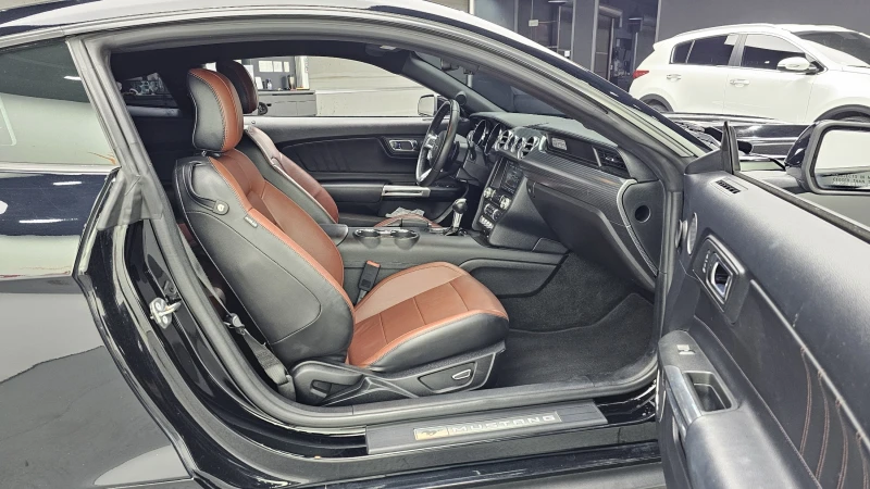 Ford Mustang 2.3L ECOBOOST autogeorge.com, снимка 11 - Автомобили и джипове - 51903354