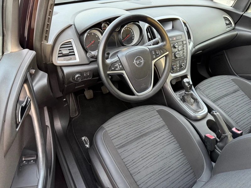 Opel Astra J 1.6 CDTI !! ТОП СЪСТОЯНИЕ !!!, снимка 10 - Автомобили и джипове - 52629512