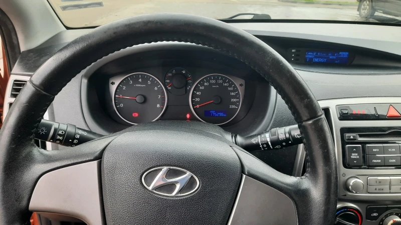 Hyundai I20, снимка 10 - Автомобили и джипове - 52771866