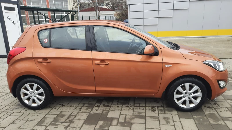 Hyundai I20, снимка 3 - Автомобили и джипове - 52771866