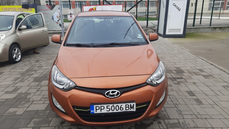 Hyundai I20, снимка 4 - Автомобили и джипове - 52771866