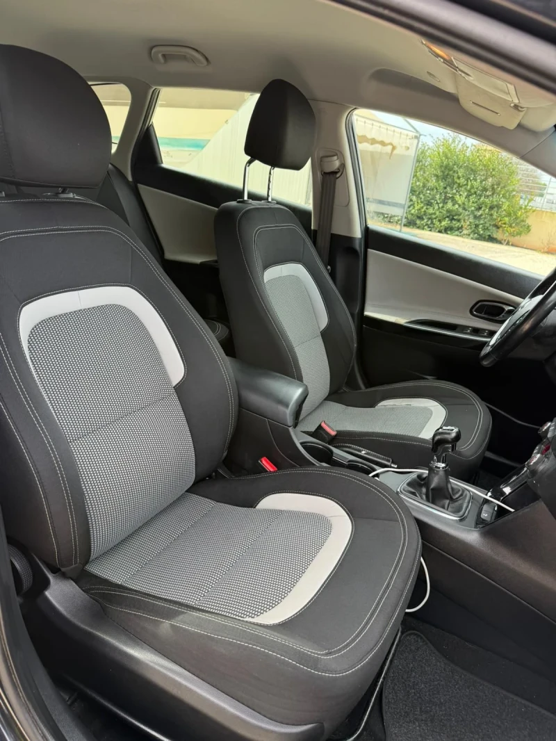 Kia Ceed, снимка 12 - Автомобили и джипове - 52898932