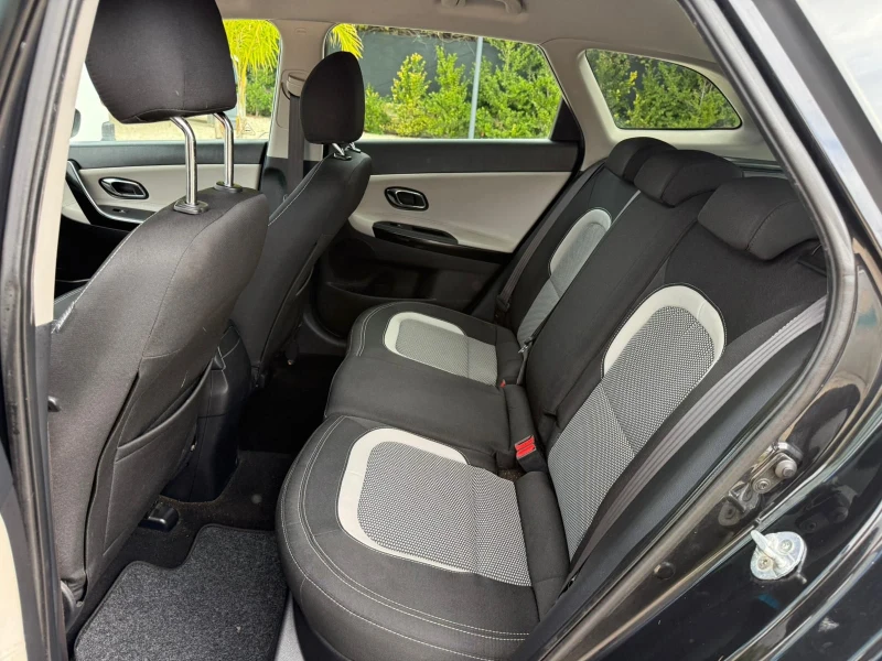 Kia Ceed, снимка 4 - Автомобили и джипове - 52898932