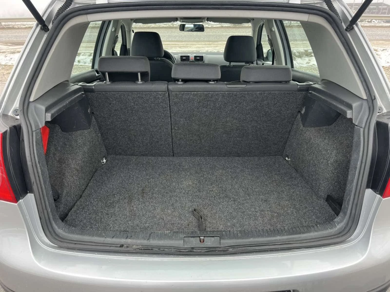 VW Golf 1.9TDI 105кс 4 MOTION 6 СКОРОСТИ КЛИМАТРОНИК , снимка 14 - Автомобили и джипове - 53392878