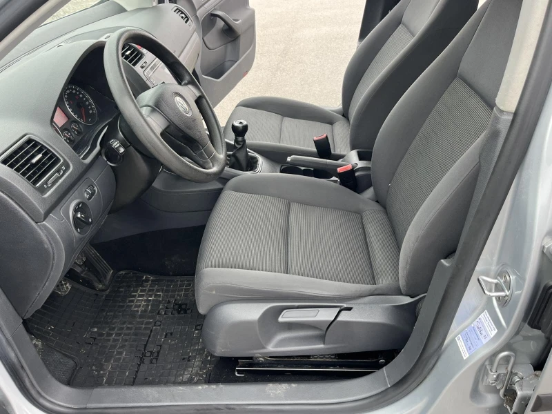 VW Golf 1.9TDI 105кс 4 MOTION 6 СКОРОСТИ КЛИМАТРОНИК , снимка 8 - Автомобили и джипове - 53392878