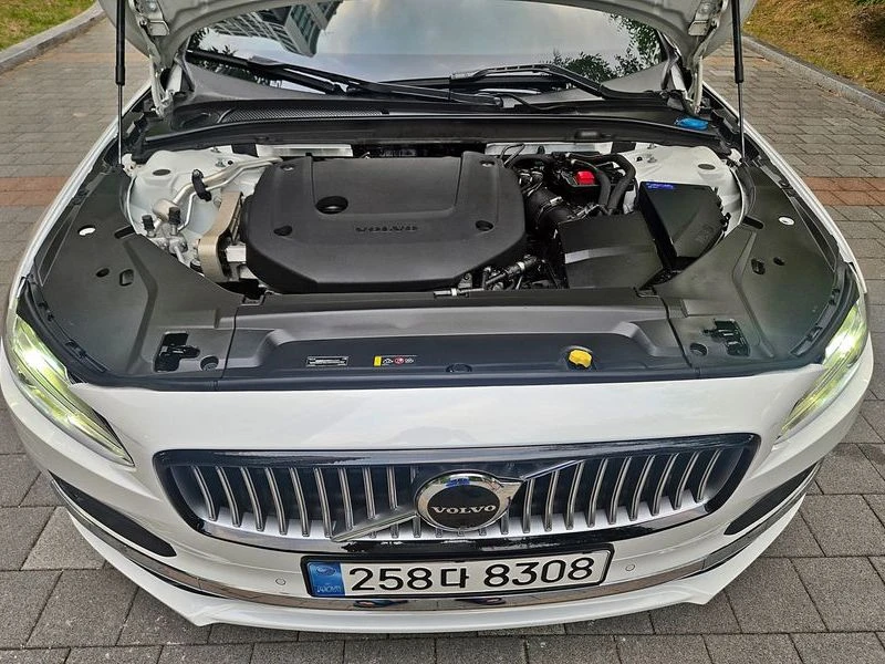Volvo S90 2.0 Automatic КРАЙНА ЦЕНА: 30083 EUR, снимка 8 - Автомобили и джипове - 55966924
