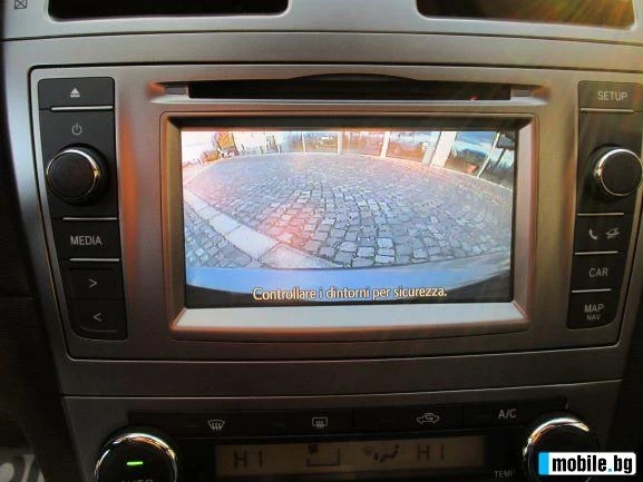 Toyota Avensis 2.0 /124кс, снимка 9 - Автомобили и джипове - 56018936