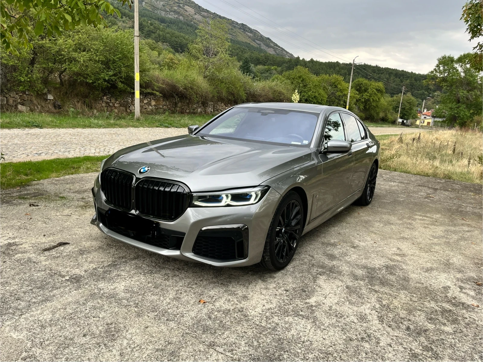 BMW 740 M-PAKET-4x4 -G11 // 60000 км //SHADOW LINE - изображение 2