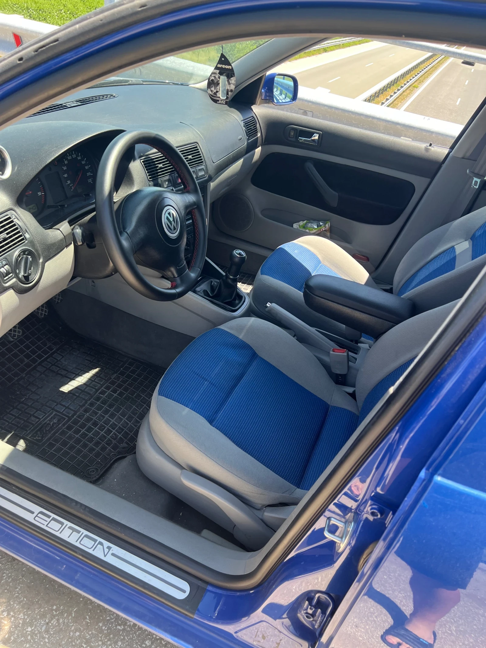 VW Golf 1.9 - изображение 9