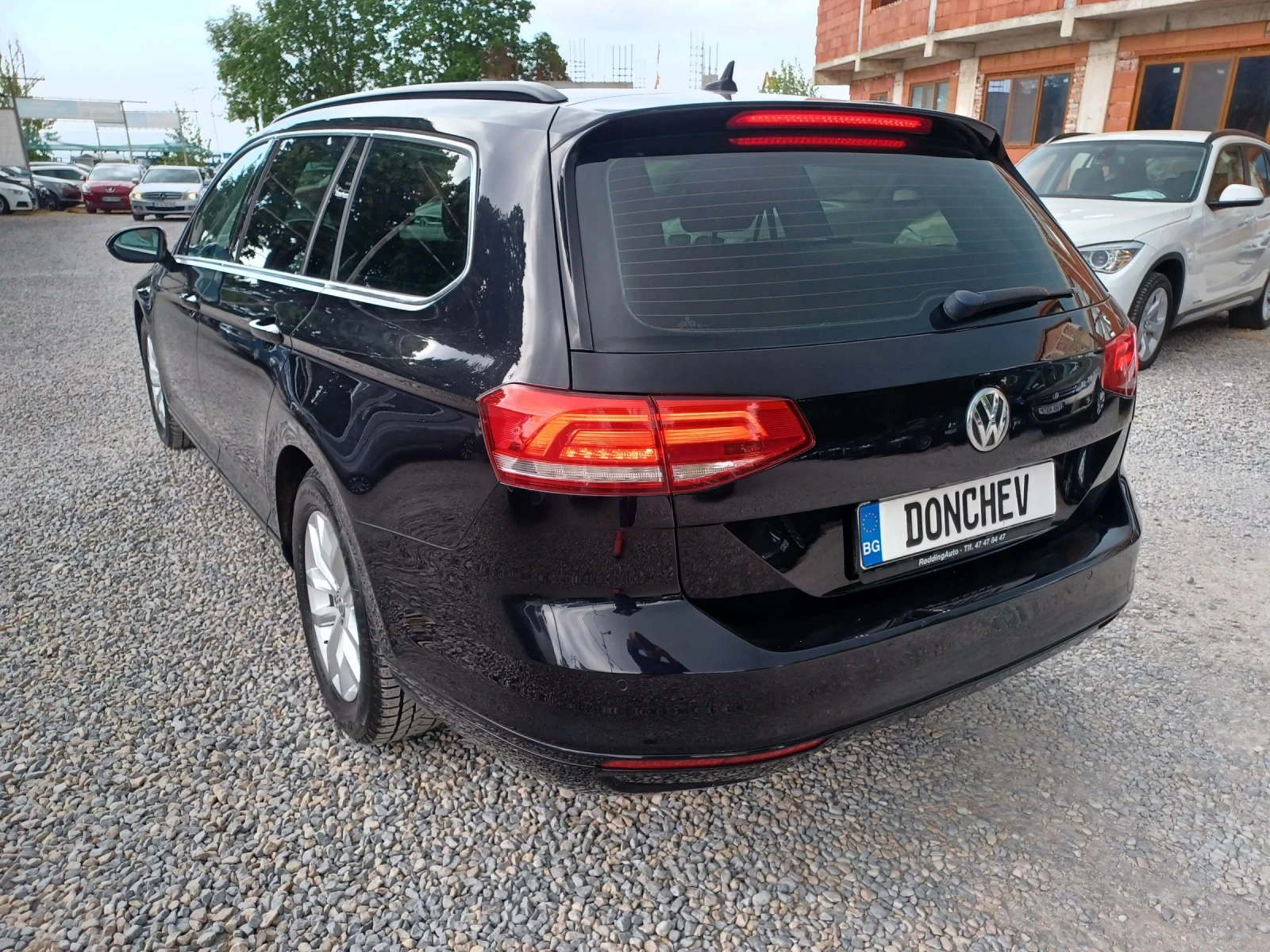 VW Passat 2.0-150TDI! NAVI! DISTRONIC! F-1 ВОЛАН! ПОДГРЕВ! - изображение 4