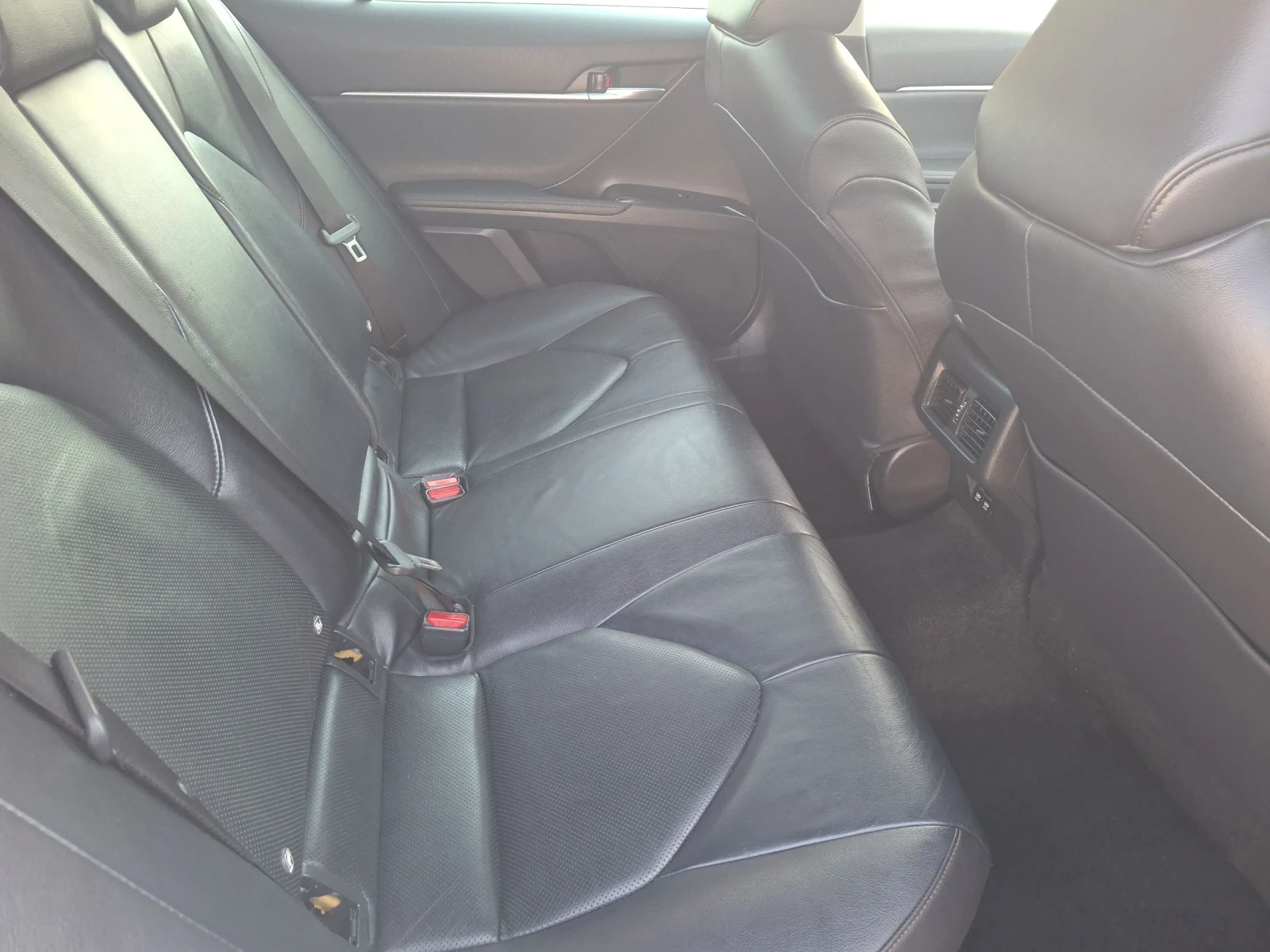 Toyota Camry 2.5 Hybrid - изображение 6