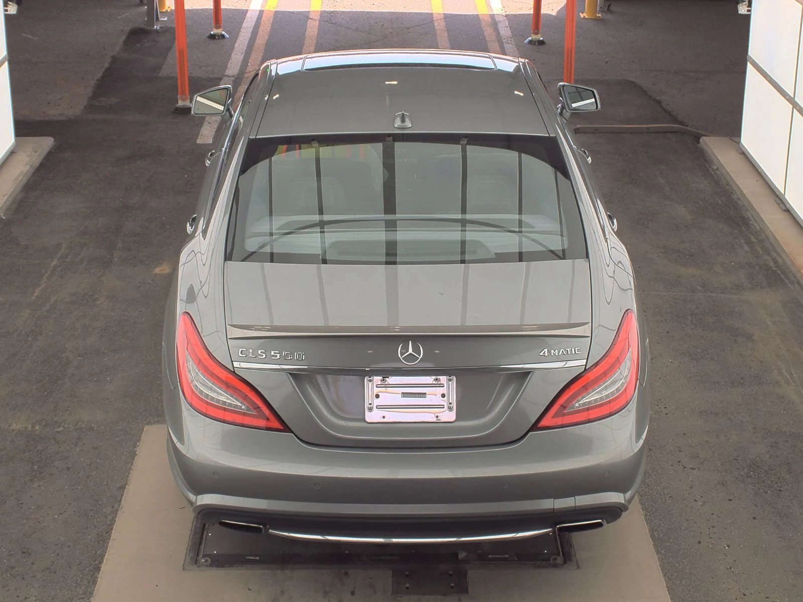 Mercedes-Benz CLS 550 AMG* МАСАЖ* HARMAN* ОБДУХ* KEYLESS GO* LANE ASSIST - изображение 4