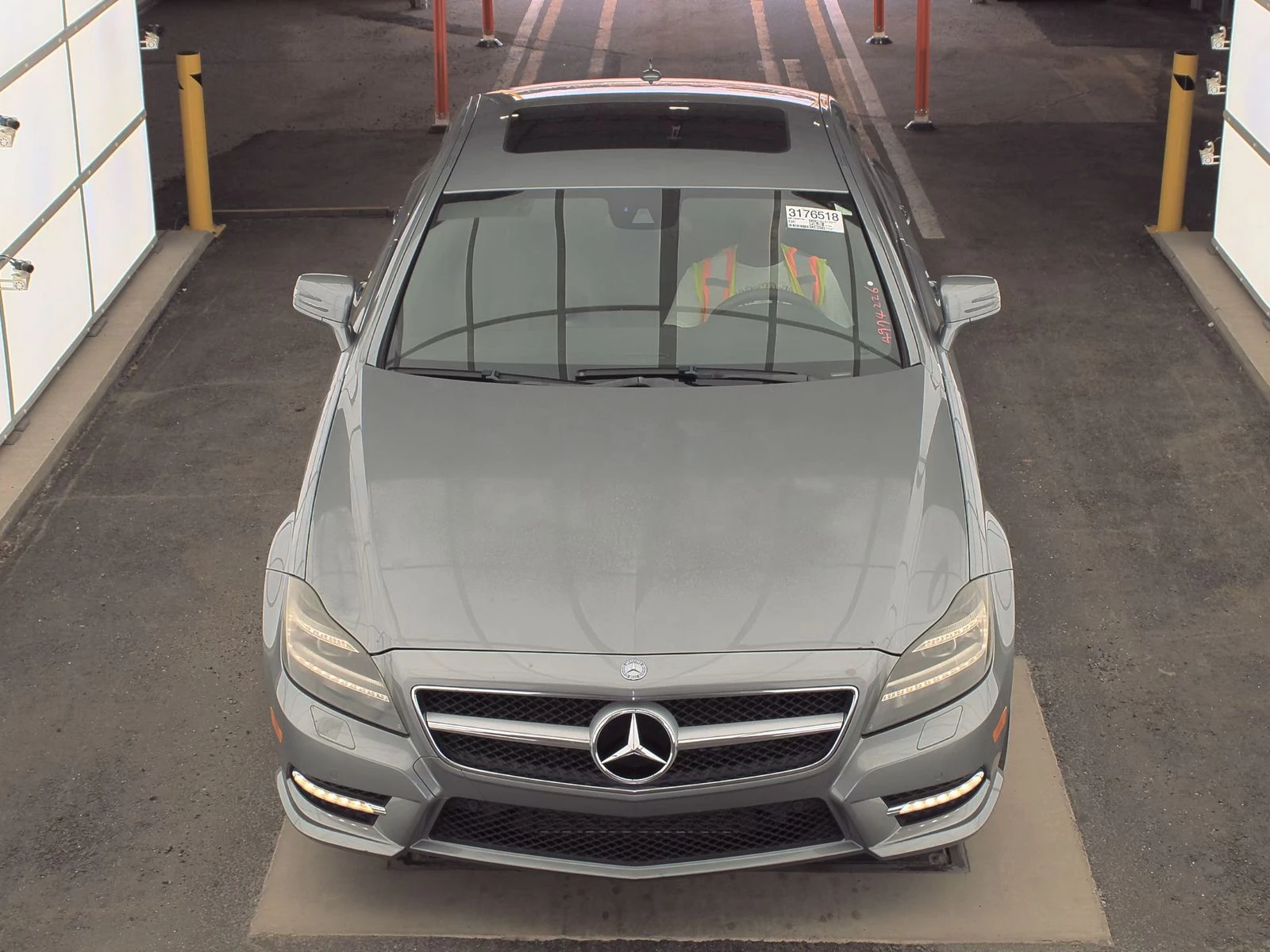 Mercedes-Benz CLS 550 AMG* МАСАЖ* HARMAN* ОБДУХ* KEYLESS GO* LANE ASSIST - изображение 2
