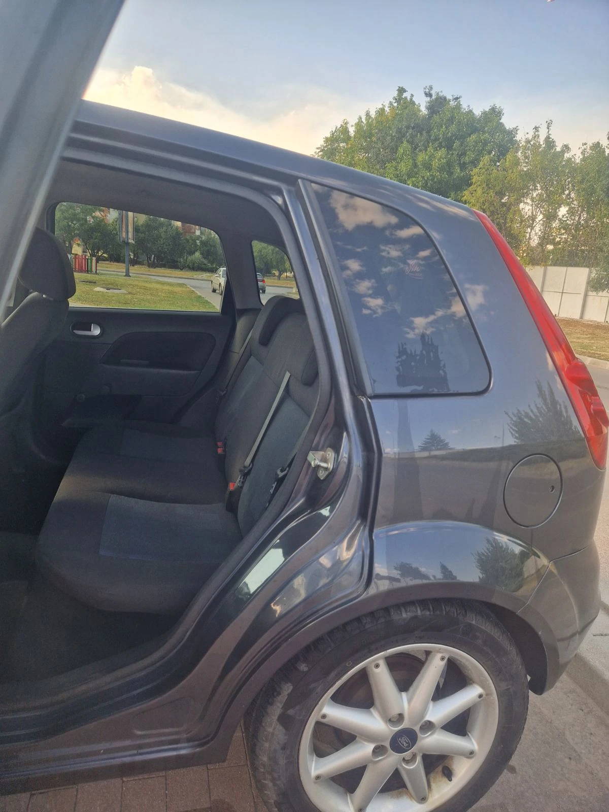 Ford Fiesta  - изображение 9