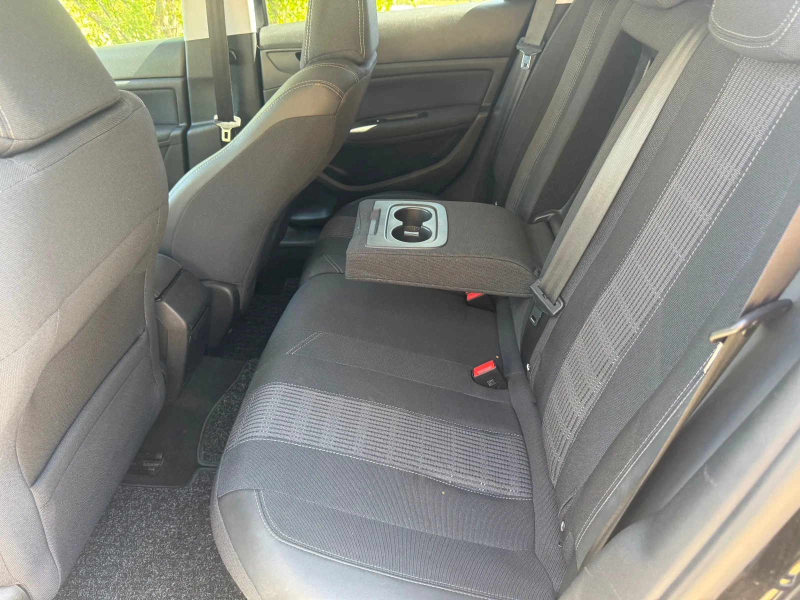 Peugeot 308 1.5HDI 131  - изображение 6