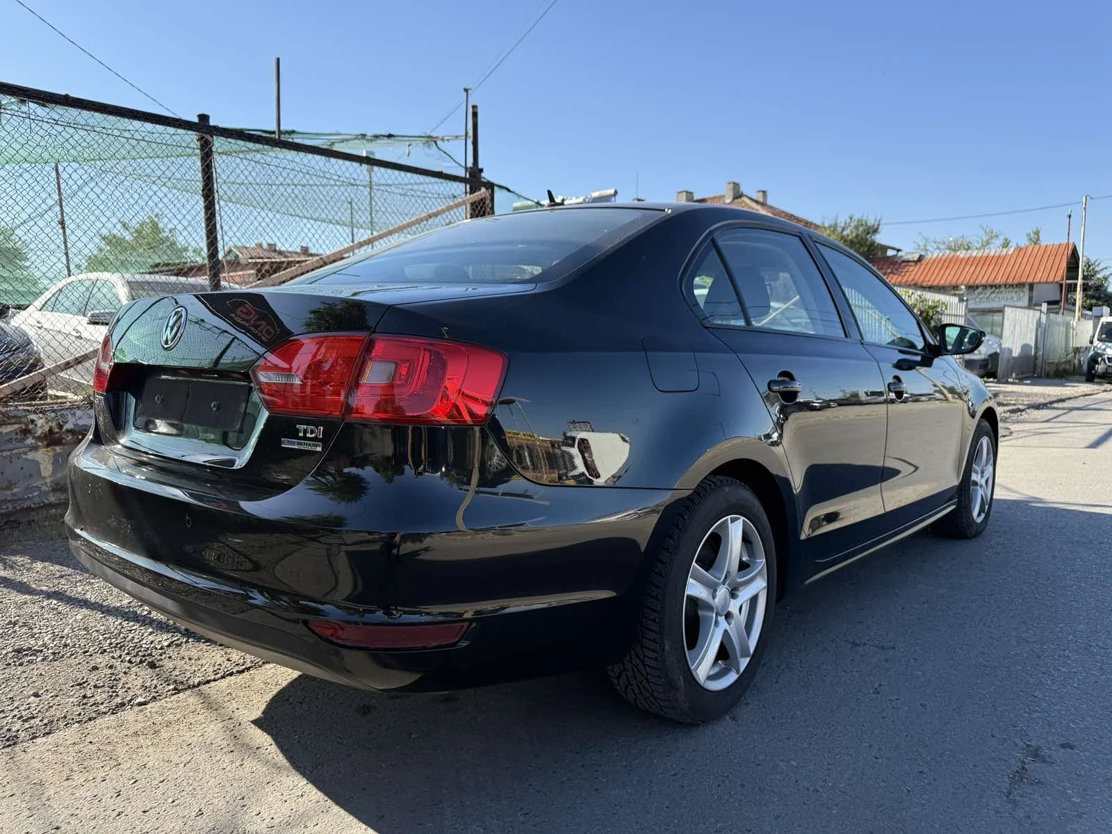 VW Jetta 1, 600TDI EURO5B - изображение 6