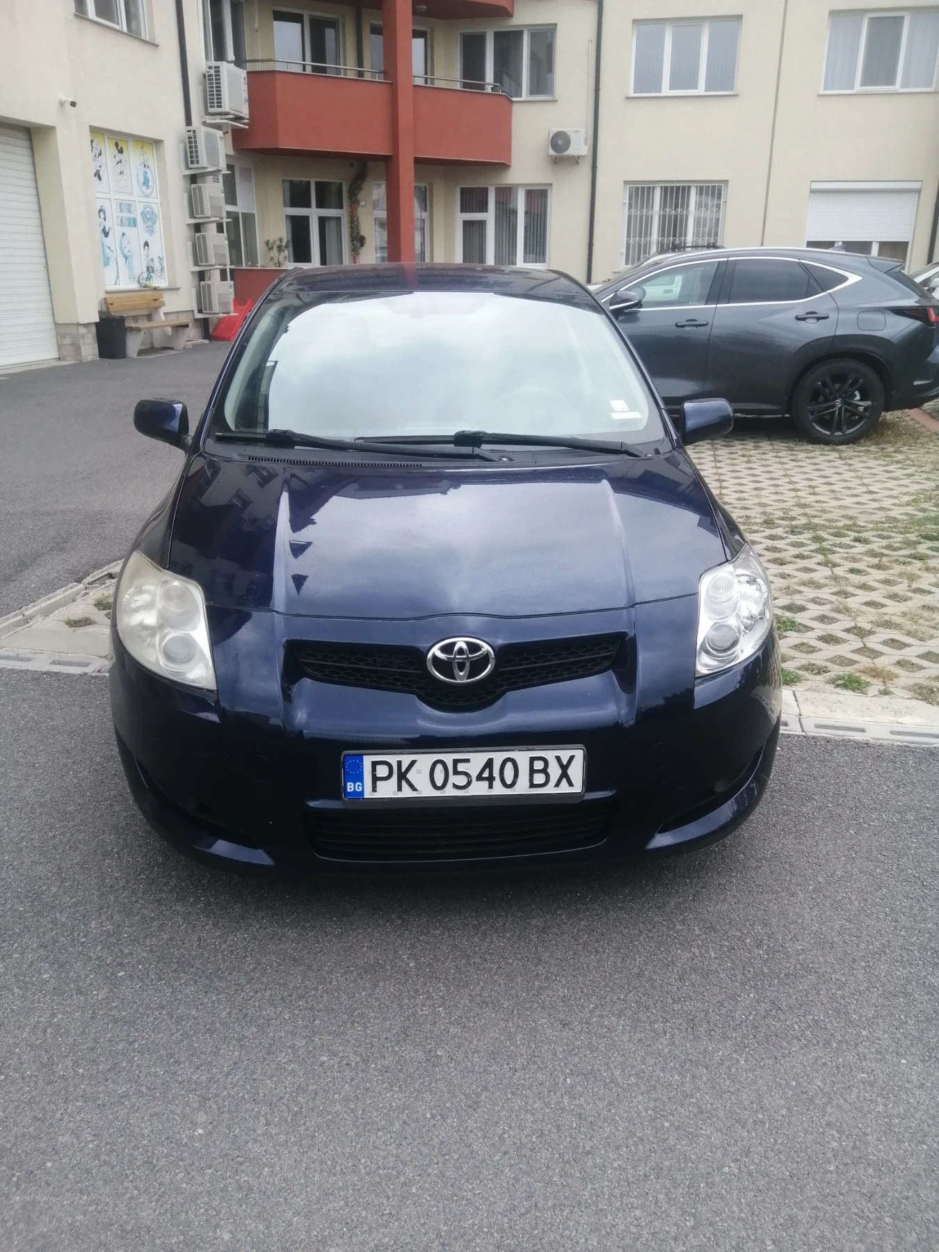 Toyota Auris 2.0 D-4D - изображение 2