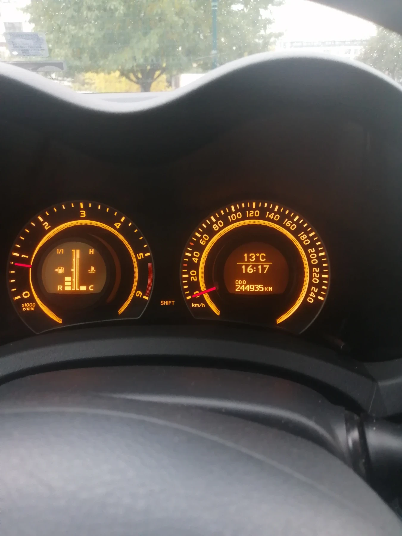 Toyota Auris 2.0 D-4D - изображение 9