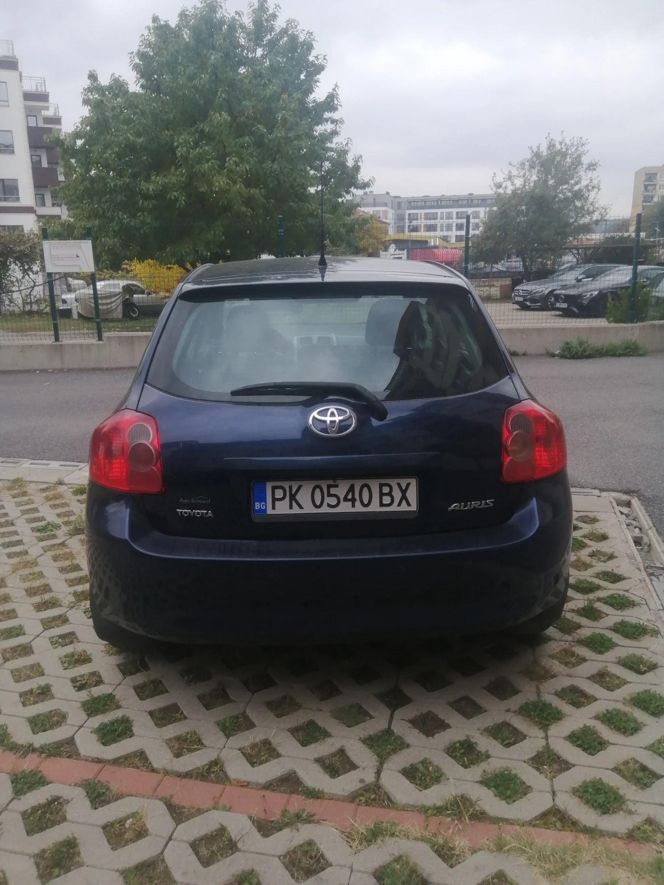 Toyota Auris 2.0 D-4D - изображение 6