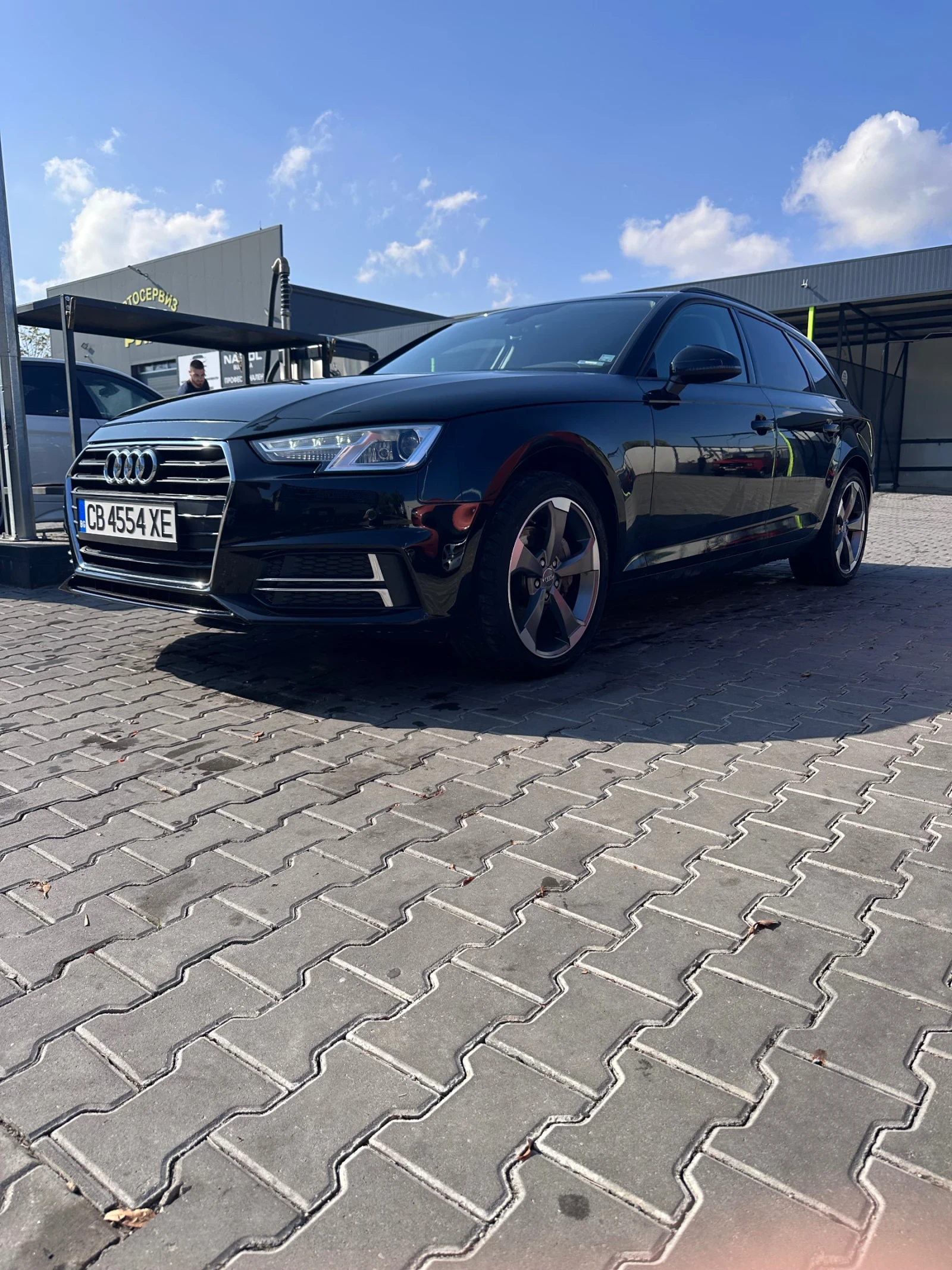 Audi A4, снимка 3 - Автомобили и джипове - 53168945
