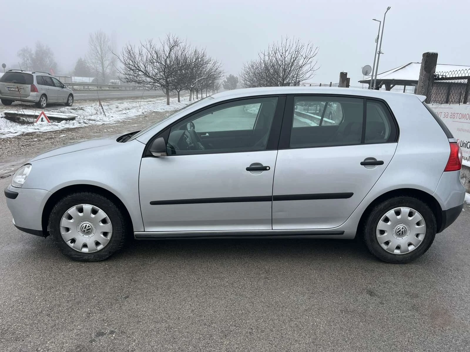 VW Golf 1.9TDI 105кс 4 MOTION 6 СКОРОСТИ КЛИМАТРОНИК  - изображение 6