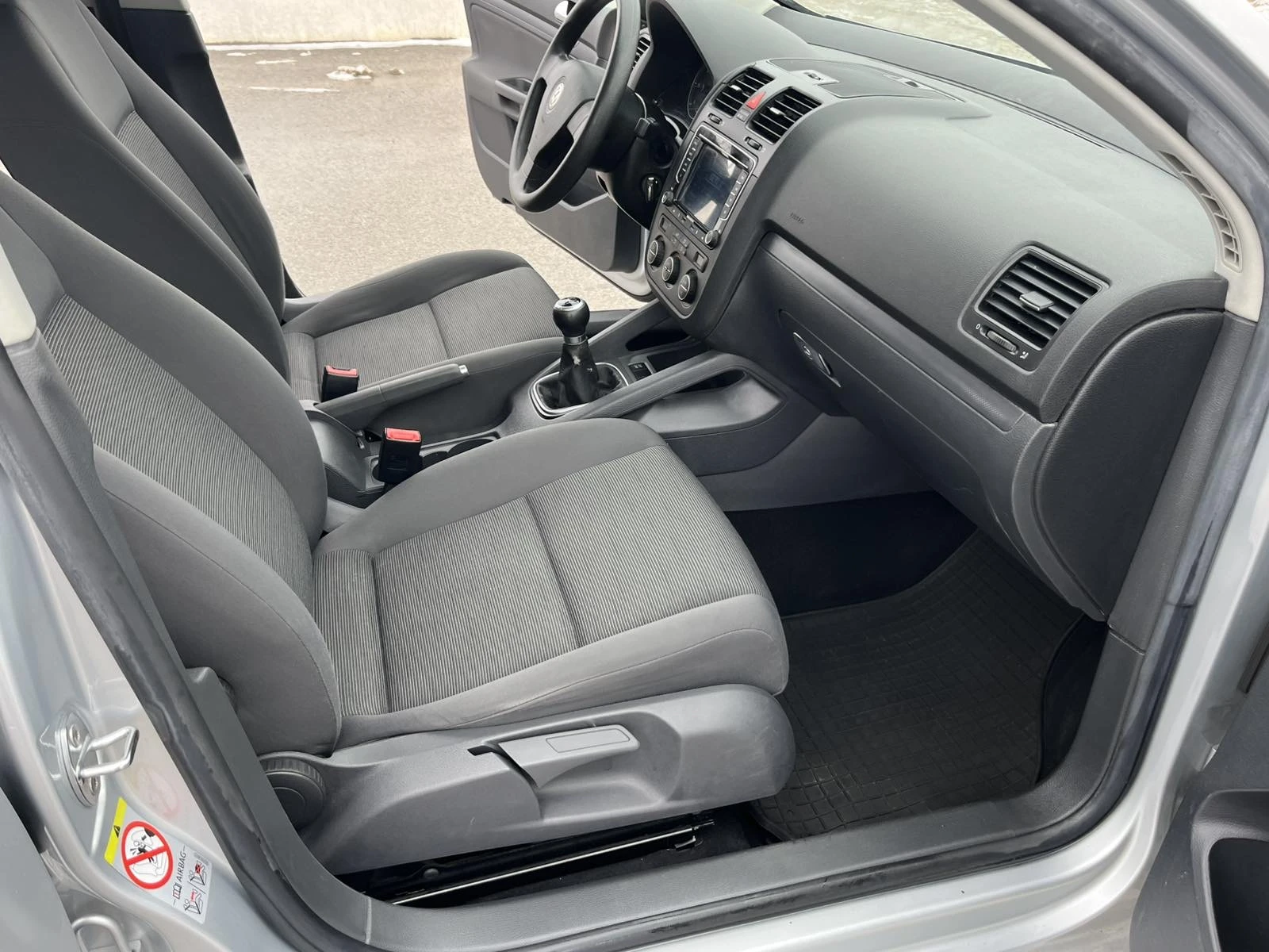 VW Golf 1.9TDI 105�� 4 MOTION 6 �������� �����������  | Mobile.bg � ����������� 11