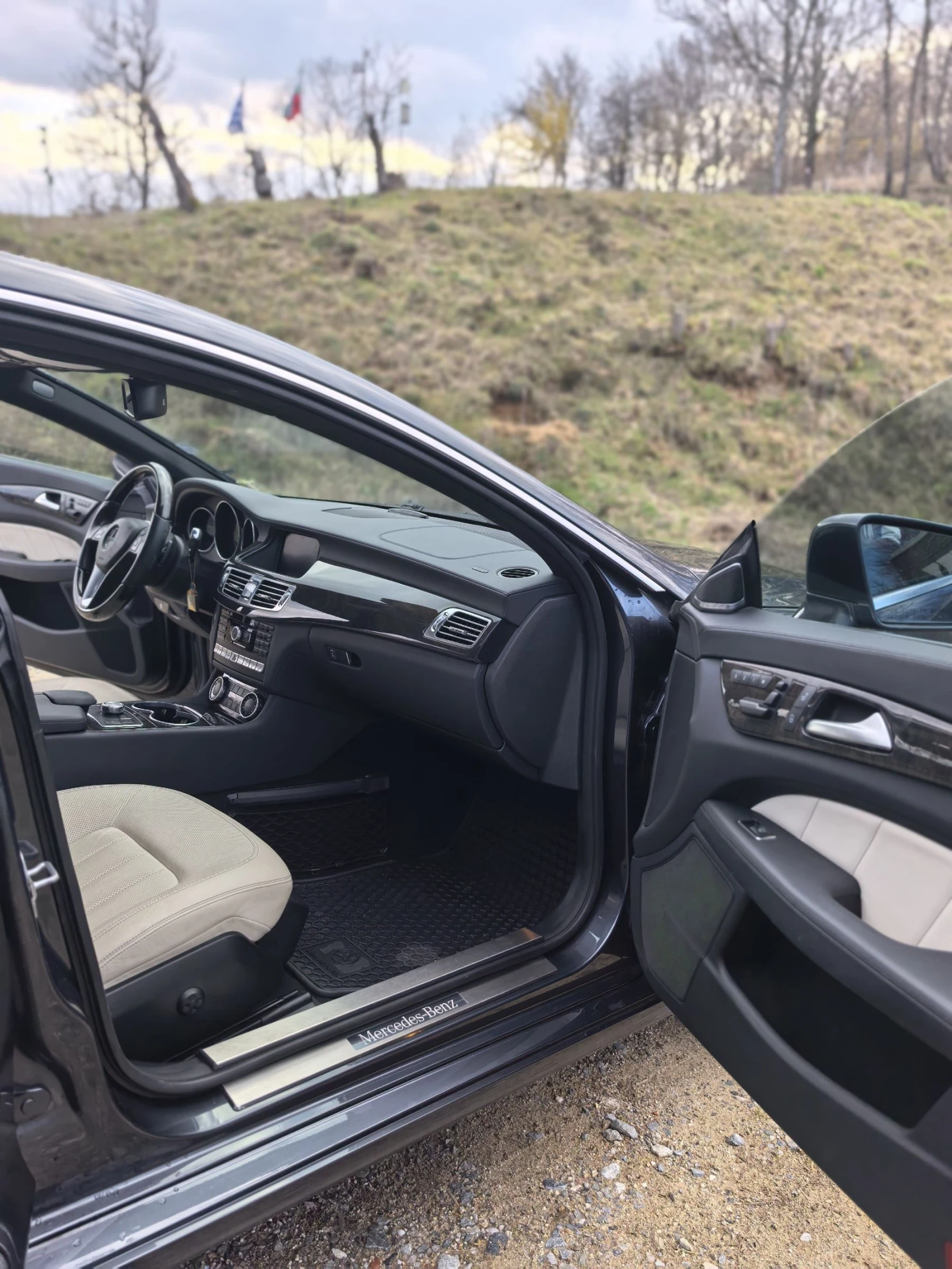 Mercedes-Benz CLS 550 САМО НА ЗАДНО, снимка 9 - Автомобили и джипове - 53977172