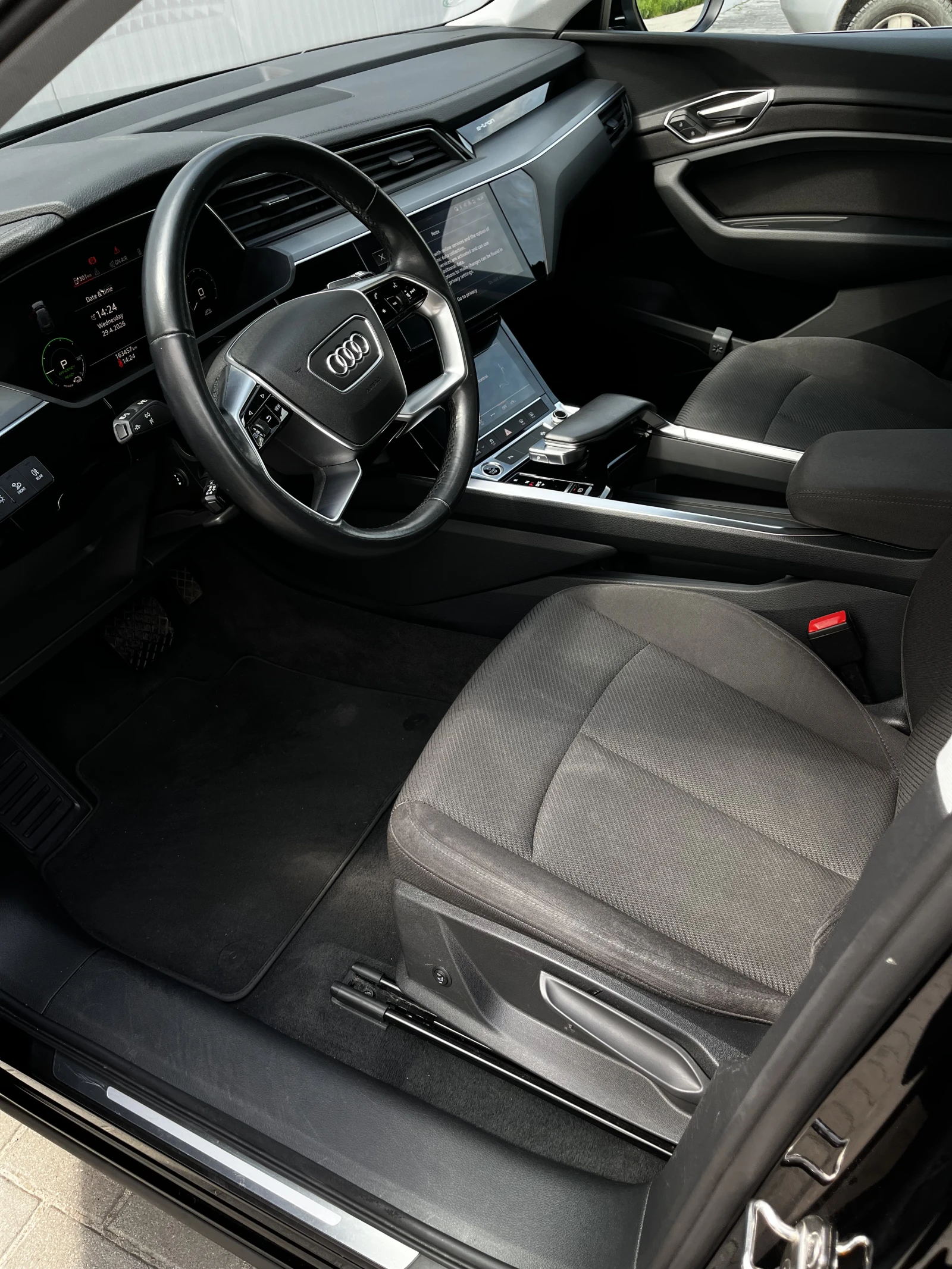 Audi E-Tron Quattro 50 Business 71KWh SOH 90%  ����� ����� | Mobile.bg � ����������� 9