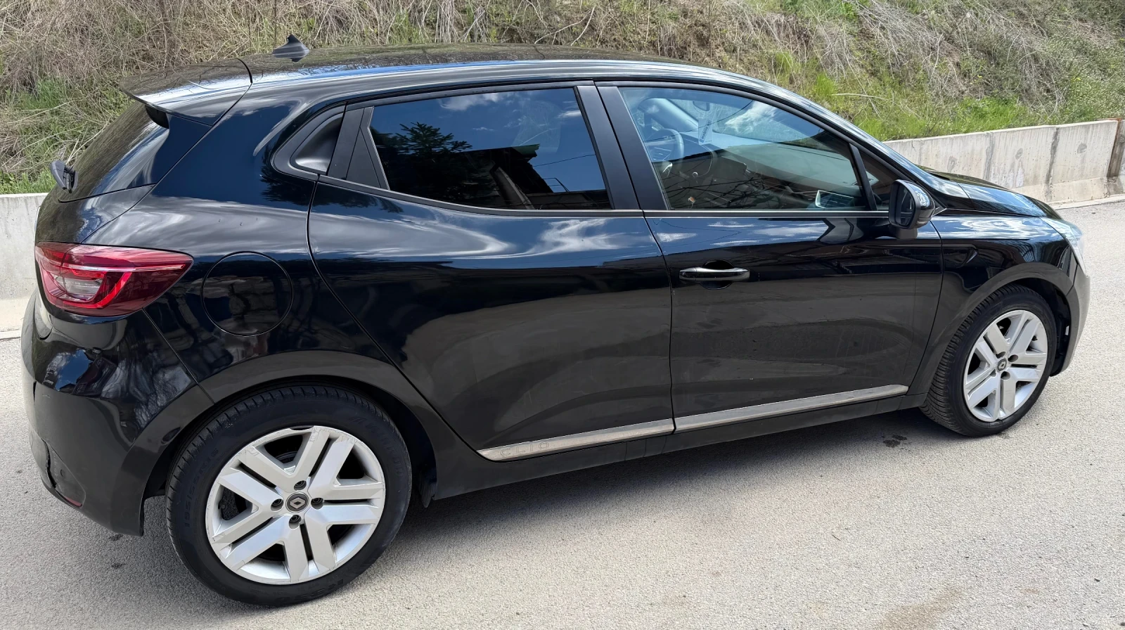 Renault Clio 1.5BDCI EURO6 * S edition* , снимка 6 - Автомобили и джипове - 54147356