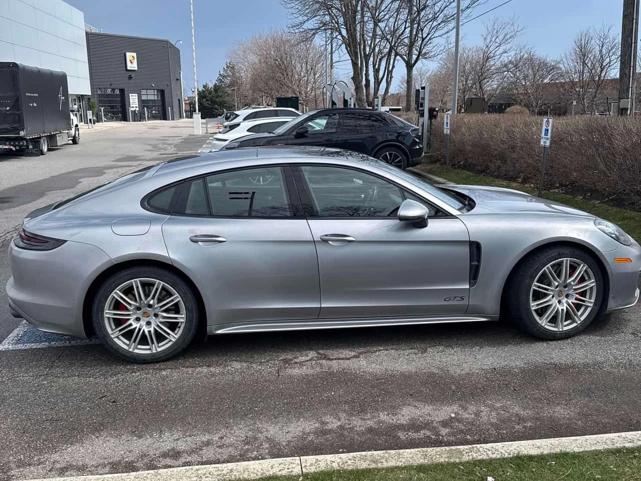 Porsche Panamera GTS * ГЛАВНО ПРЕДСТАВИТЕЛСТВО НА PORSCHE* , снимка 4 - Автомобили и джипове - 54152311