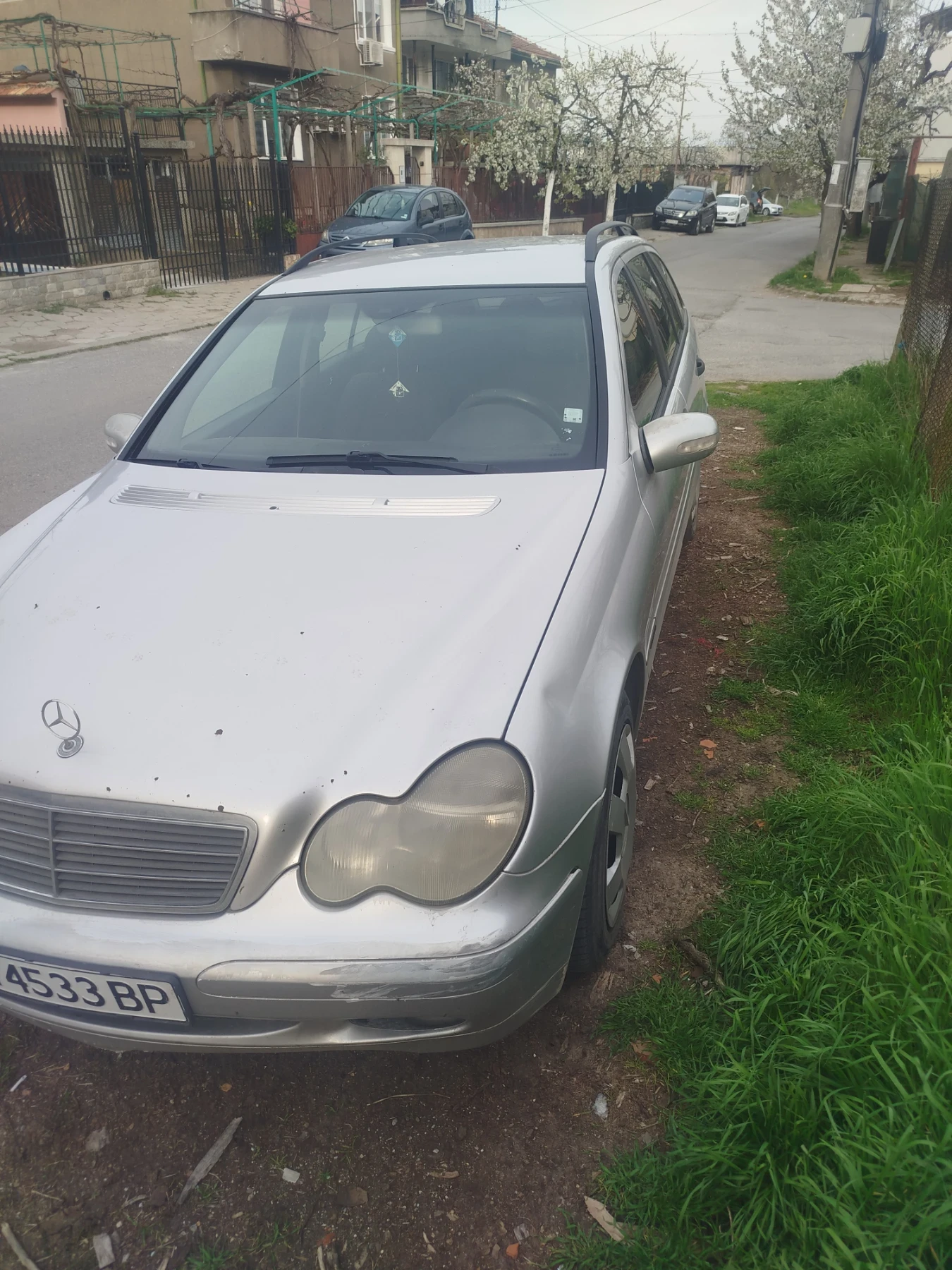 Mercedes-Benz C 220, снимка 3 - Автомобили и джипове - 54182626