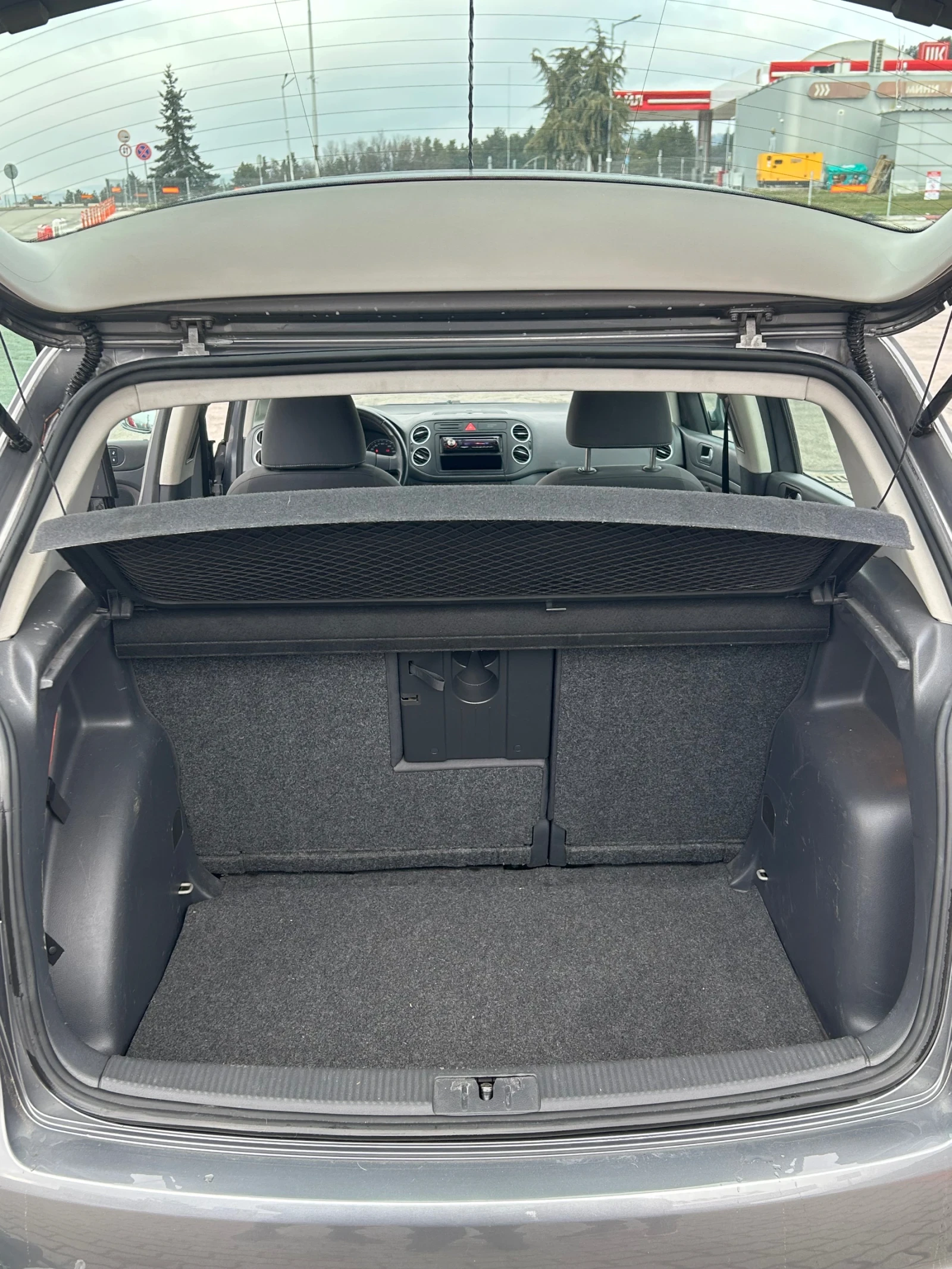 VW Golf Plus, снимка 6 - Автомобили и джипове - 54403875