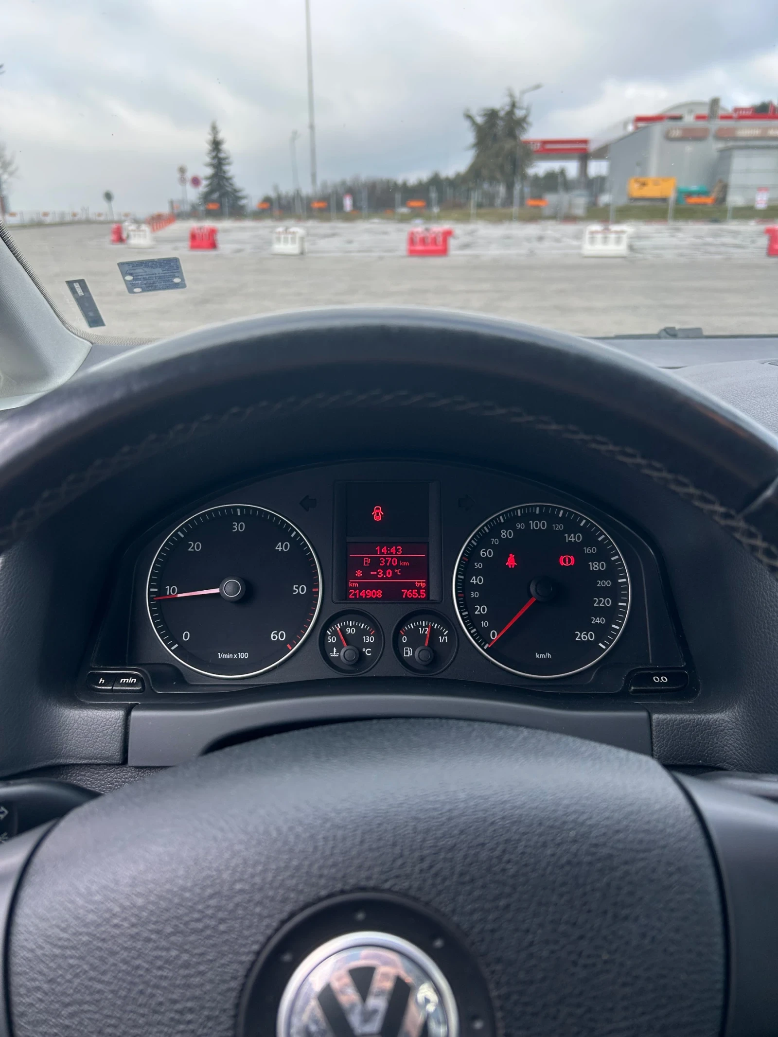 VW Golf Plus, снимка 8 - Автомобили и джипове - 54403875