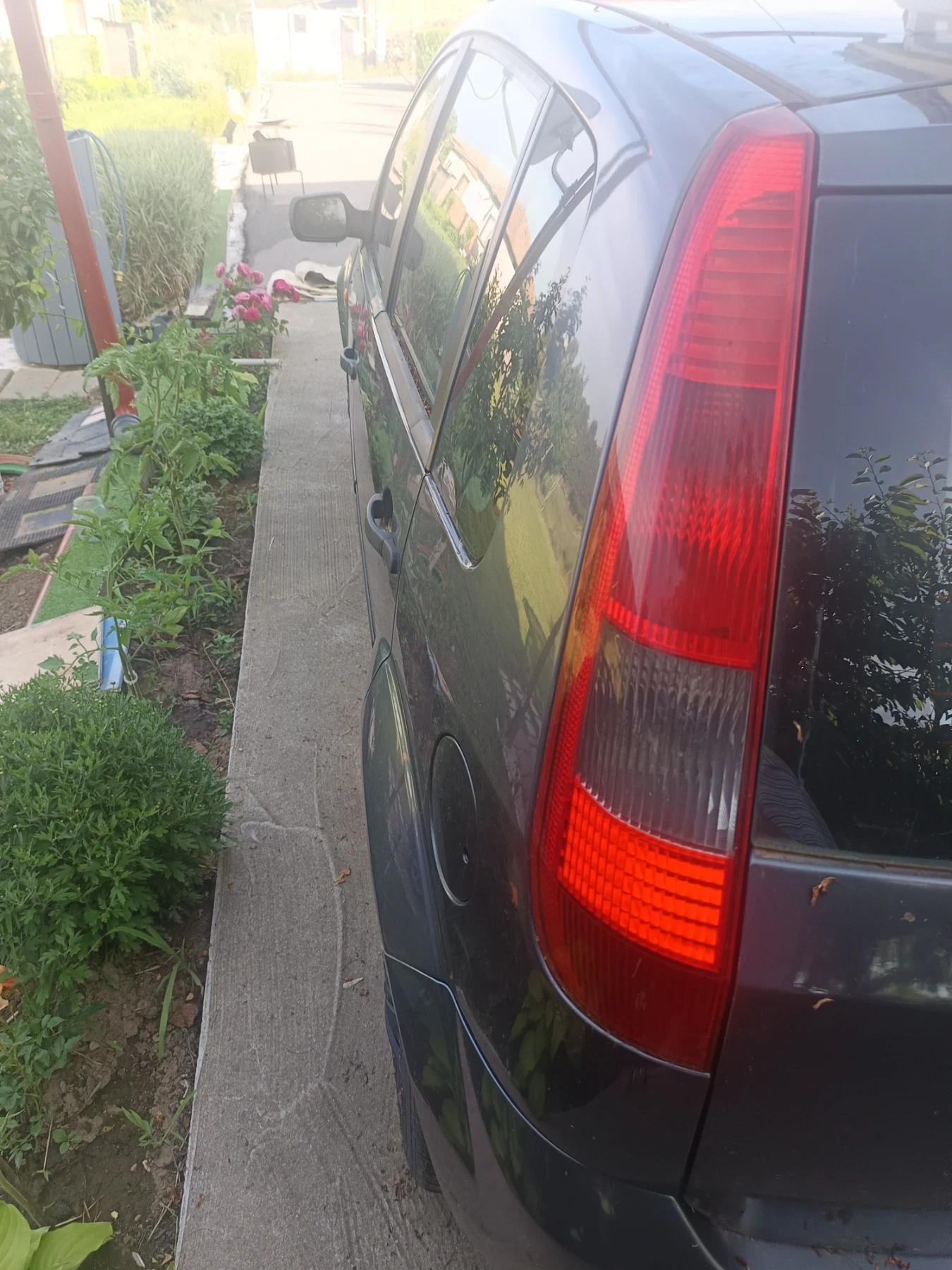 Ford Fiesta 1.4 HDI, снимка 5 - Автомобили и джипове - 54946760
