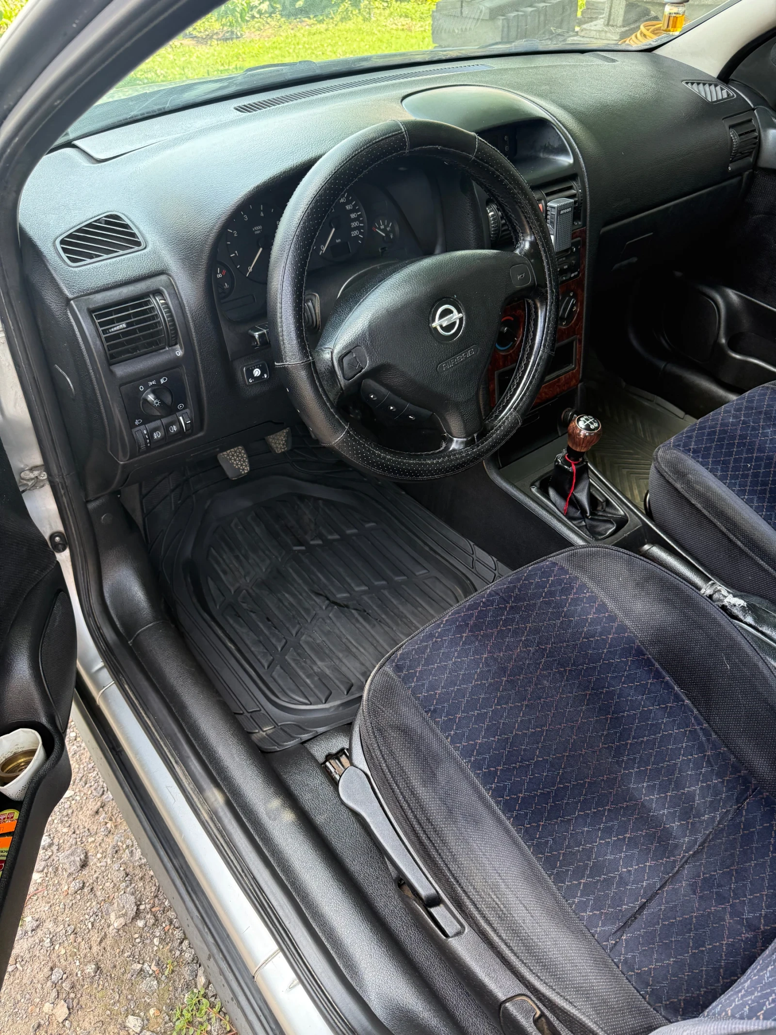 Opel Astra, снимка 4 - Автомобили и джипове - 55078406